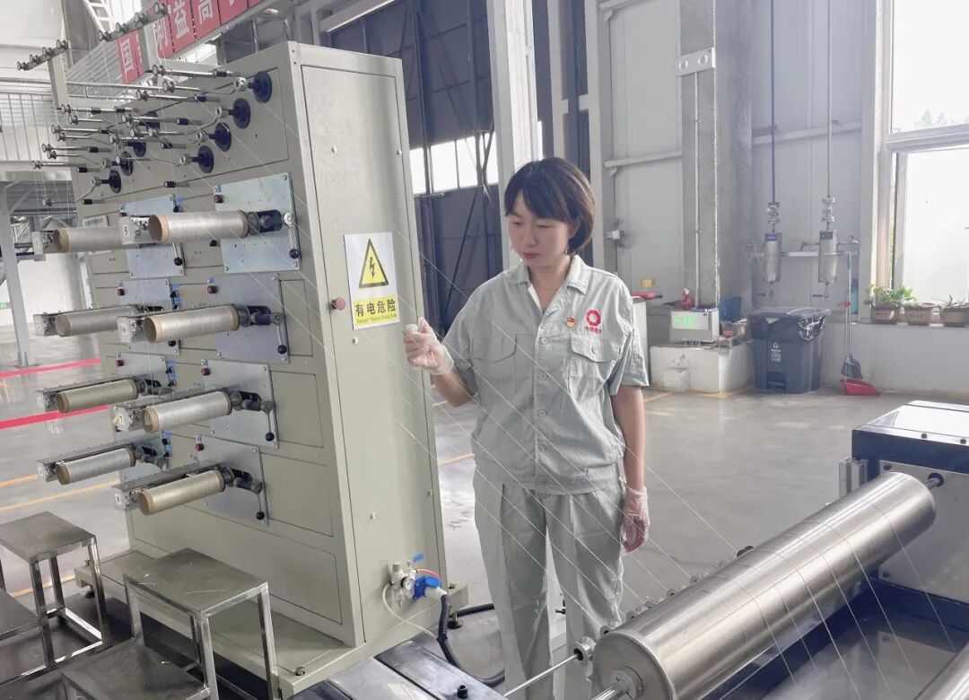 科研一线丨李茹：实验室里的“纤维魔法师”